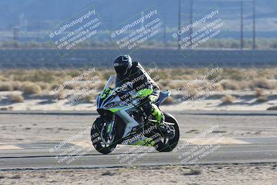 media/Dec-07-2025-CVMA (Sun) [[3e7d2de5dc]]/Race 15-Amateur Formula Open/